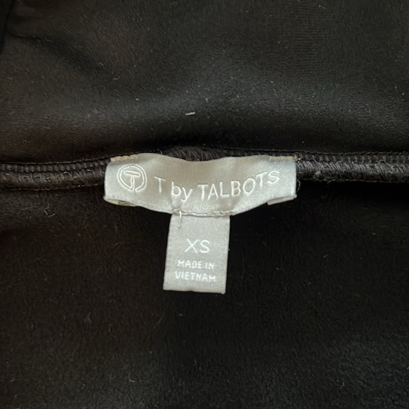 T by Talbots pullover Jacket - Picture 2 of 9